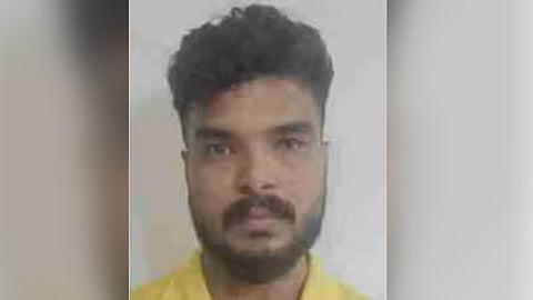 School bus driver arrested for harassing students' mothers by sending obscene messages