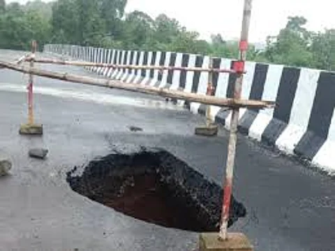 Huge potholes on Samriddhi Expressway, which opened three weeks ago