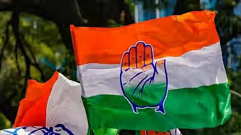 youth congress workers protest against saji cherian