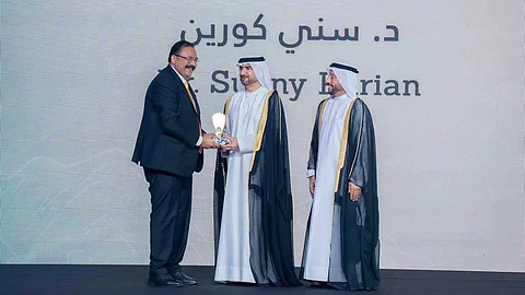 Dr. Sunny Kurien wins the award for the best entrepreneur in Sharjah