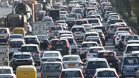 Three dead after being stuck in 32 hours traffic jam on MP highway