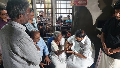 Minister VN Vasavan visits Bindus house