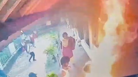 Odisha students set herself on fire dies