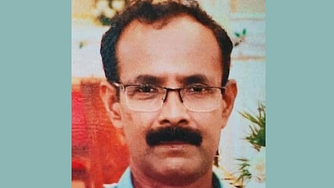 Thrissur native fell from train dies