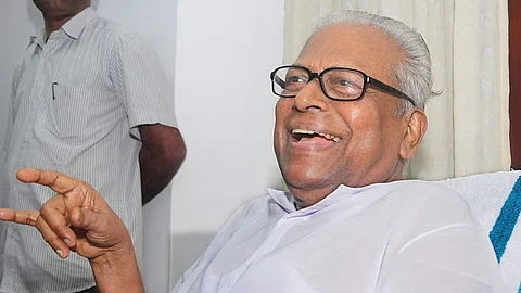 vs achuthanandan special story