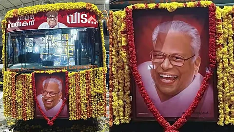 vs achuthanandans funeral holiday at alappuzha on wednesday