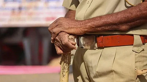 jammu kashmir head constable injured while as his service rifle goes off accidentally while cleaning
