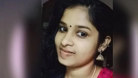 kozhikode woman found dead suspected suicide