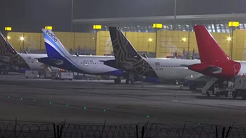 Delhi rain airline issue travel advisory for passengers