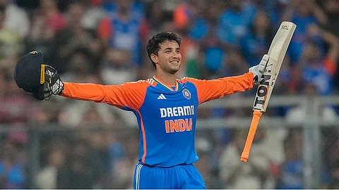 abhishek sharma becomes top ranked batter in t20