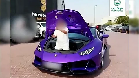 dubai police arrested 2 driver for 'dancing' in moving vehicles