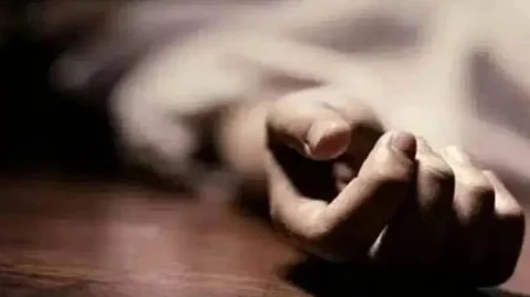 Kozhikode sisters found dead inside their house