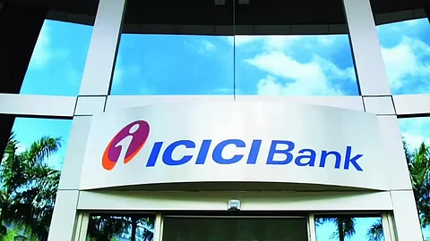 icici bank minimum balance dip to 15,000 rupees