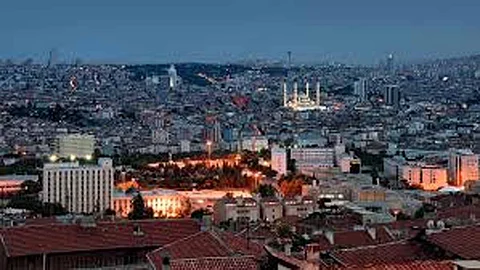 Bus accident in Turkey: Two UAE nationals killed, three injured
