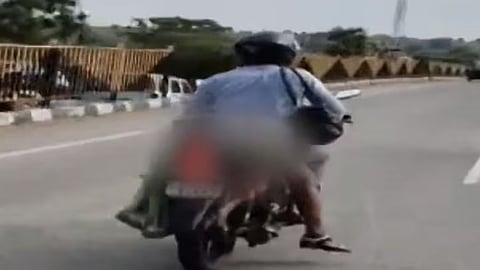 wife body tied in bike