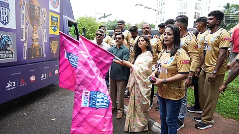 kcl season 2 trophy tour thiruvananthapuram