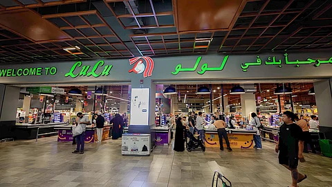 Lulu announces dividend of Rs 867 crore to investors: Revenue in the first half of this year is Rs 36,000 crore