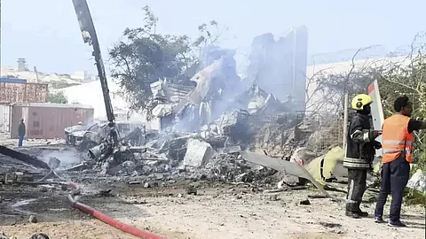 Pakistan helicopter crashes during rescue mission 5 killed