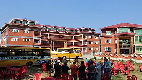 J and K Government Takes Over 215 Schools Affiliated with Banned Jamaat-e-Islami
