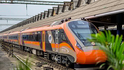 Snake in toilet on Vande Bharat