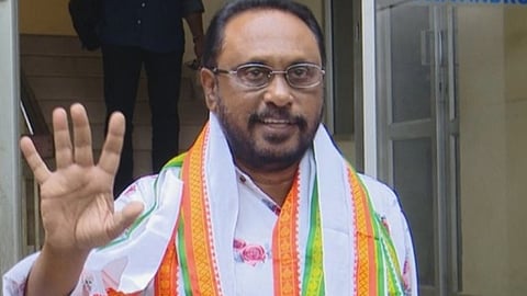 cherian philip against pinarayi government