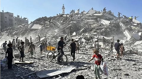 Palestinians into mass exodus