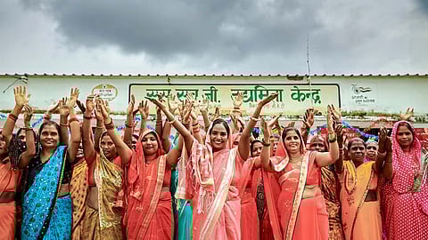 Silent, powerful; feminine power special story