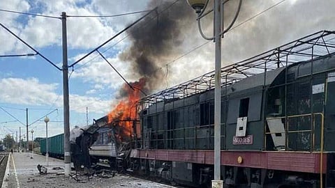 russian airstrikes on ukraine passenger train