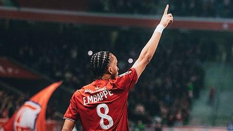 എംബാപ്പെയെ സാക്ഷിയാക്കി അനുജന്റെ ഗോൾ | Ethan scores with brother Kylian Mbappe as witness