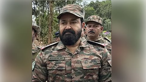 mohanlal meets army chief and receives commendation for Dadasaheb Phalke win