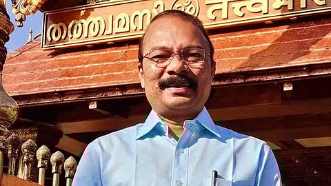 youth congress filed complaint to vigilance demanding investigation into P.S. Prashanth's wealth