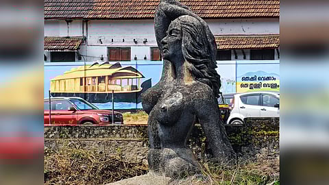 mermaid statue in Alappuzha is being demolished