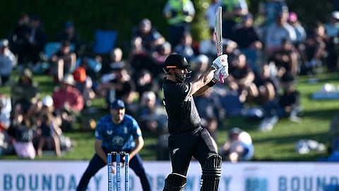 england vs new zeland 1st odi match updates