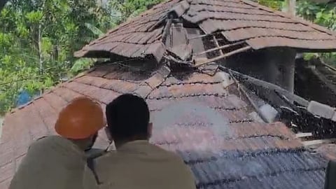 house burned in palakkad