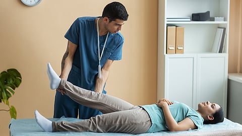 ഫിസിയോതെറാപ്പിസ്റ്റ് ഡോക്റ്ററല്ല | Physiotherapist is not doctor