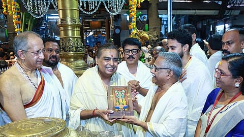 Mukesha ambani gururvayur temple