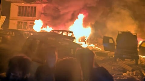 ഭീകരരിൽ നിന്ന് പിടിച്ചെടുത്ത സ്ഫോടക വസ്തുക്കൾ പൊലീസ് സ്റ്റേഷനിൽ പൊട്ടിത്തെറിച്ചു | JK police station blast