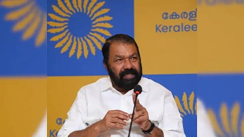 അന്തസ് ഉണ്ടെങ്കിൽ എംഎൽഎ സ്ഥാനം രാജിവെയ്ക്കണം