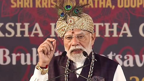 nayabharat will not bow down says narendra modi