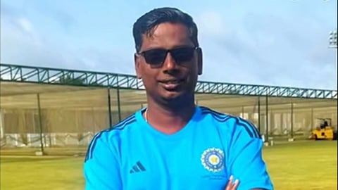 coach attacked with a bat for Not included in the team for the Syed Mushtaq Ali Trophy