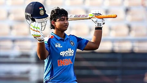 vaibhav suryavanshi century vs uae in under 19 asia cup