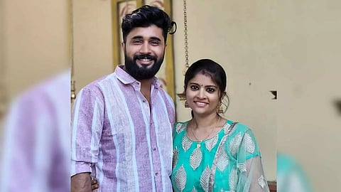 couple who contested in kollam wins