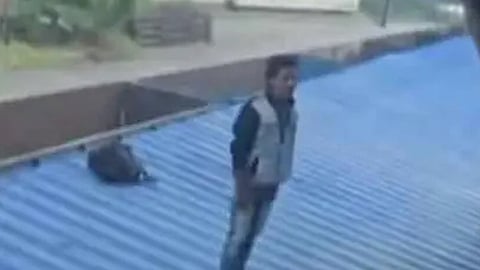 aluva railway station suicide attempt