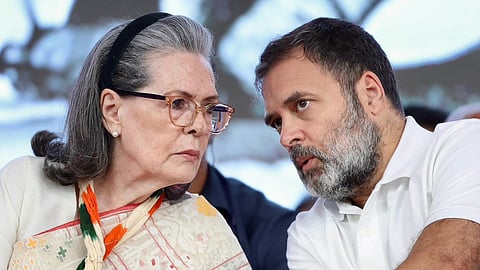 nationaf herald case, delhi highcourt notice to sonia and rahul gandhi