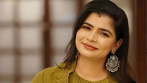 chimayi about thelugu actor shivaji issue