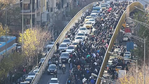 widespread protests in iran over riyal plunge