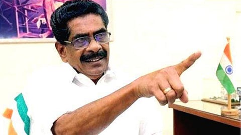 poster protest against mullappally ramachandran in nadapuram