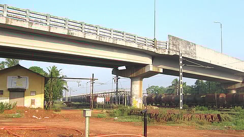 Over bridges in Kerala only on pillars