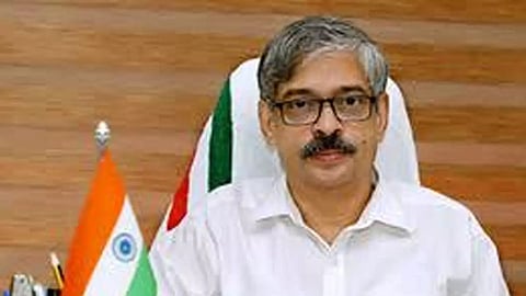 Dr. P. Raveendran Vice Chancellor, Calicut University