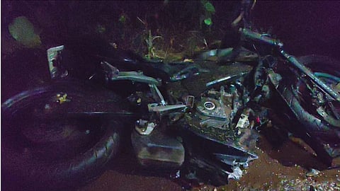 kollam bike accident, 2 dies